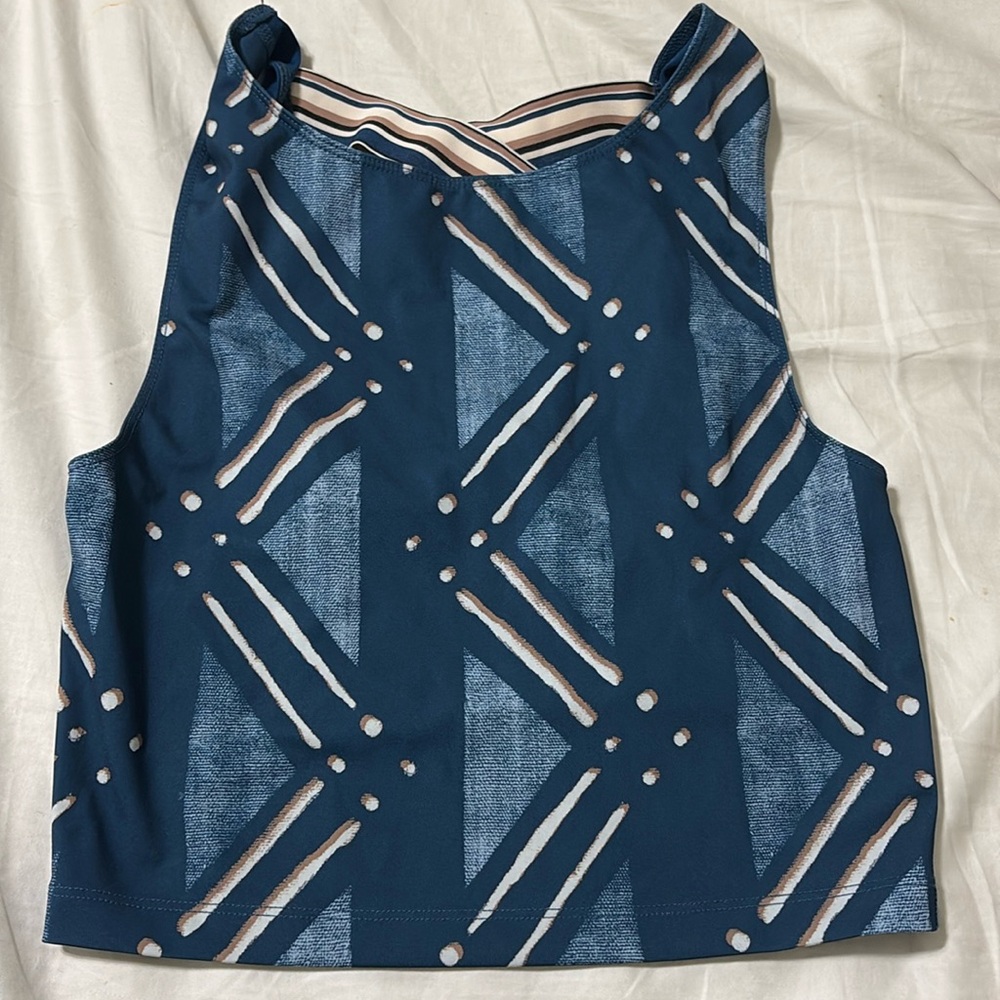 Nike crop